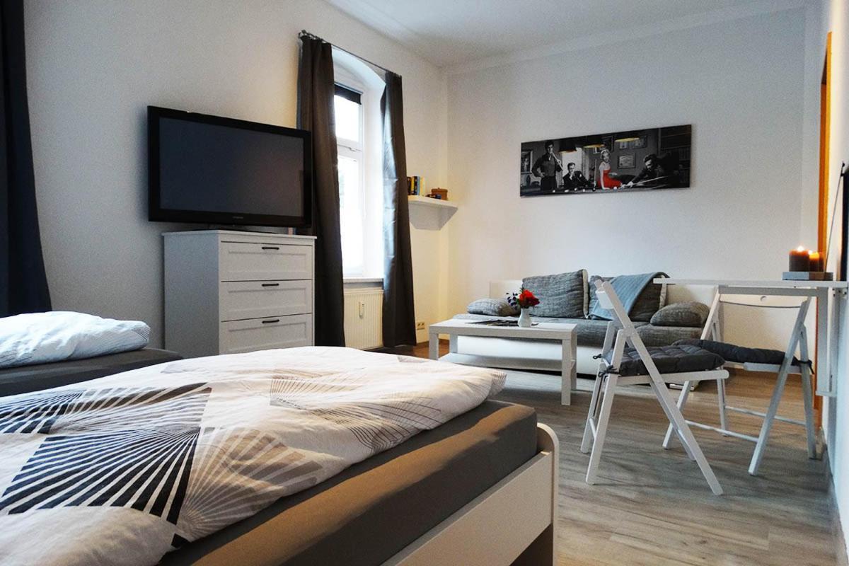 Ferienwohnung In Zwickau Ngoại thất bức ảnh